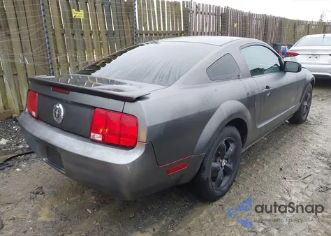 2007 Ford Mustang V6 Deluxe/V6 Premium from USA, damaged, VIN 1ZVFT80N275370601